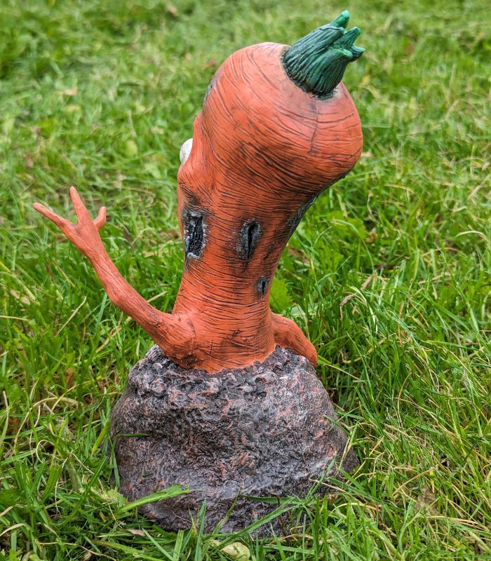 Carrot Zombie Ornament - Image 4
